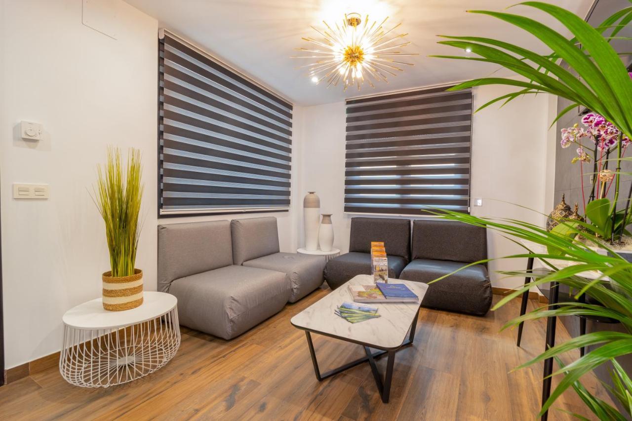 Hotel Reina Aixa Cogollos de Guadix ภายนอก รูปภาพ